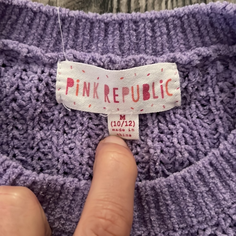 Sweater - Picture 2 of 4